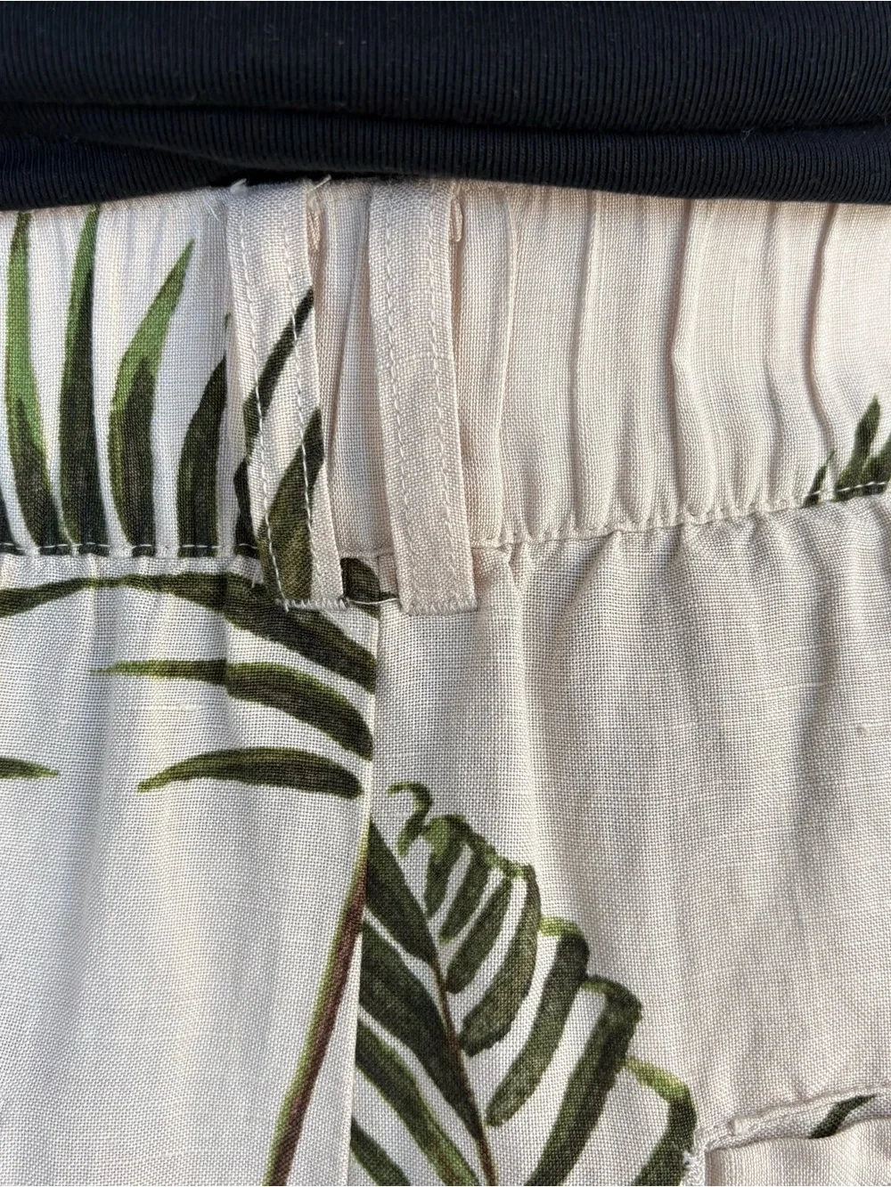 H&M High-Waisted Tropical Culottes Wide Leg Palm Print Pants - Size 8